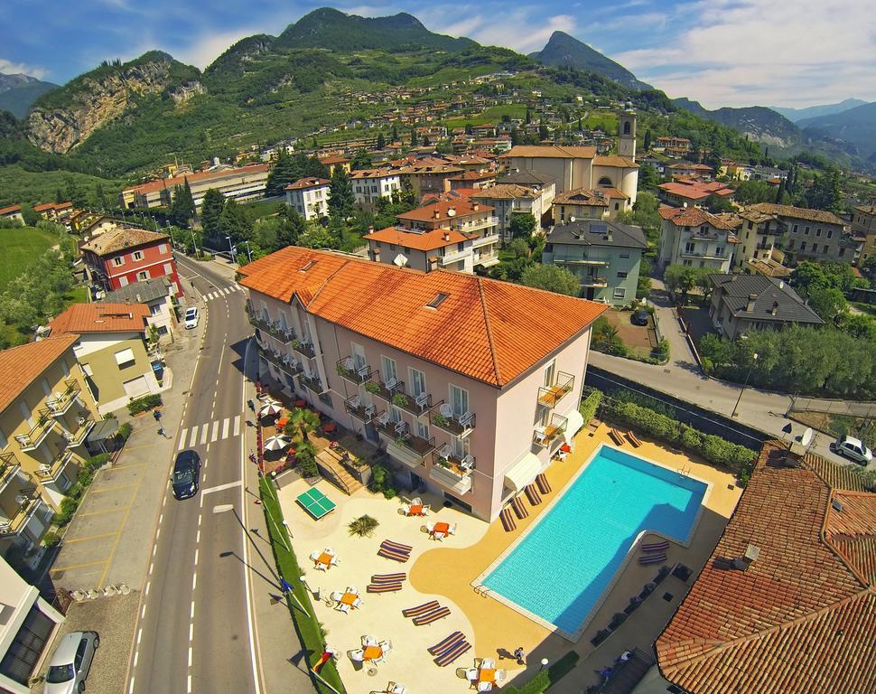 Hotel Alberello Riva del Garda